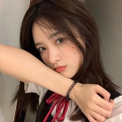 穿书后，我成了腹黑男主的心尖宠